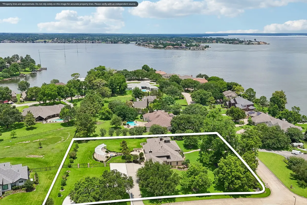 118 Waterfront Drive, Montgomery, TX 77356 - #1
