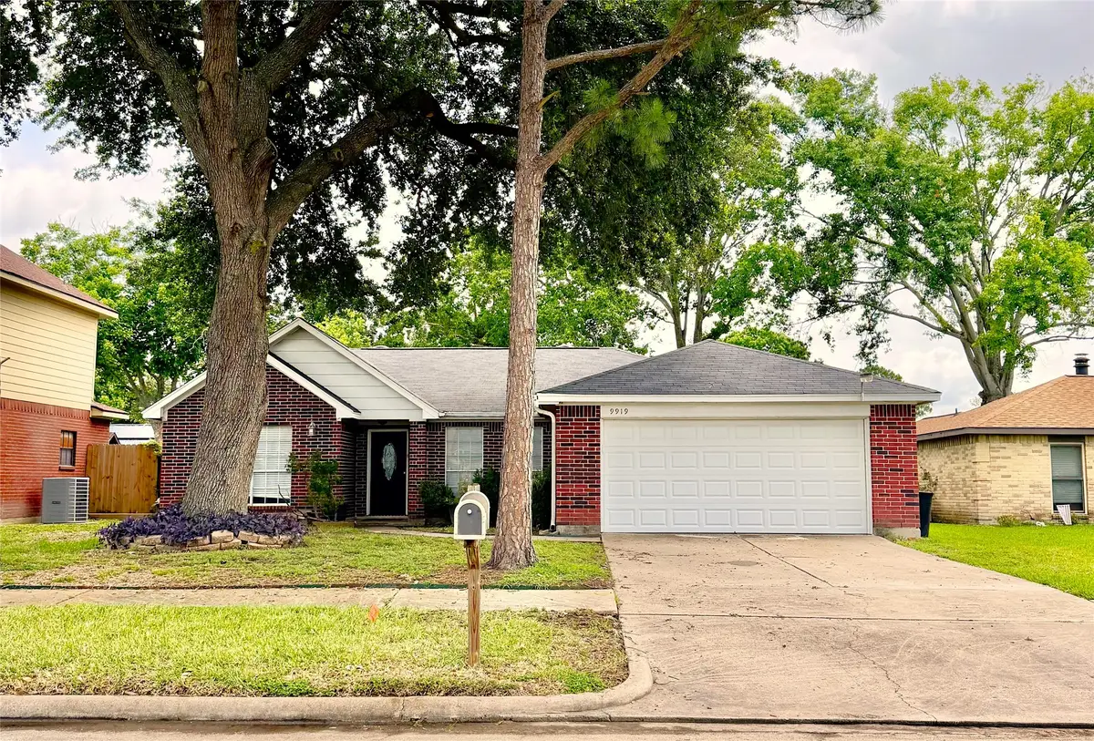 9919 Glenkirk Drive, Houston, TX 77089 - #1
