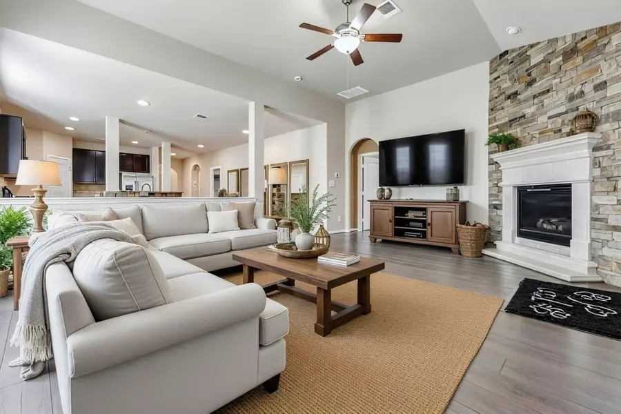 9974 Stone Creek Lane, Brookshire, TX 77423 - Image #2