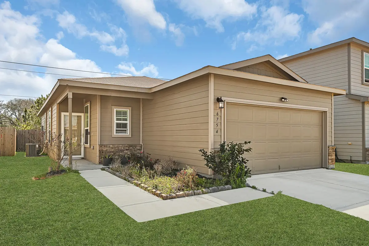 6754 Hobby Wind Ridge Drive, Houston, TX 77075 - #1