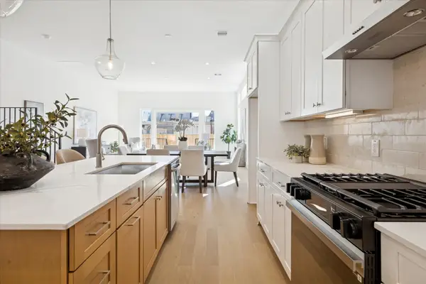 1520 W 21st St #A, Houston, TX 77008