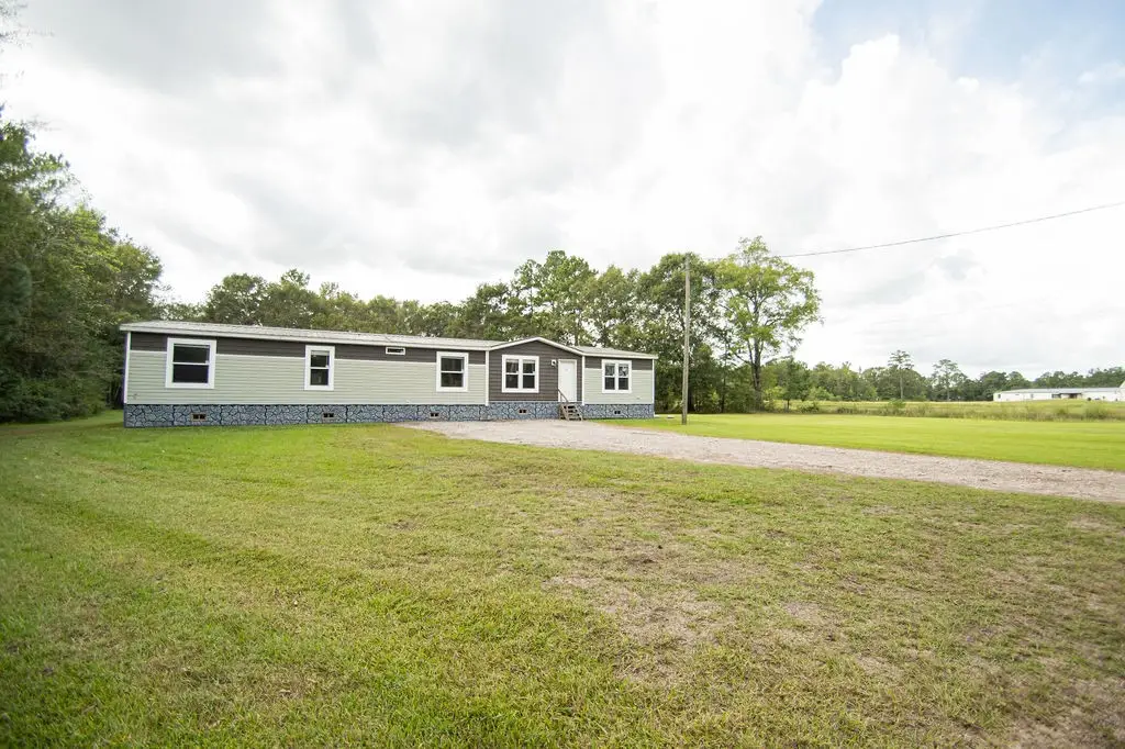 6100 Pipeline Road, Vidor, TX 77662 - #1
