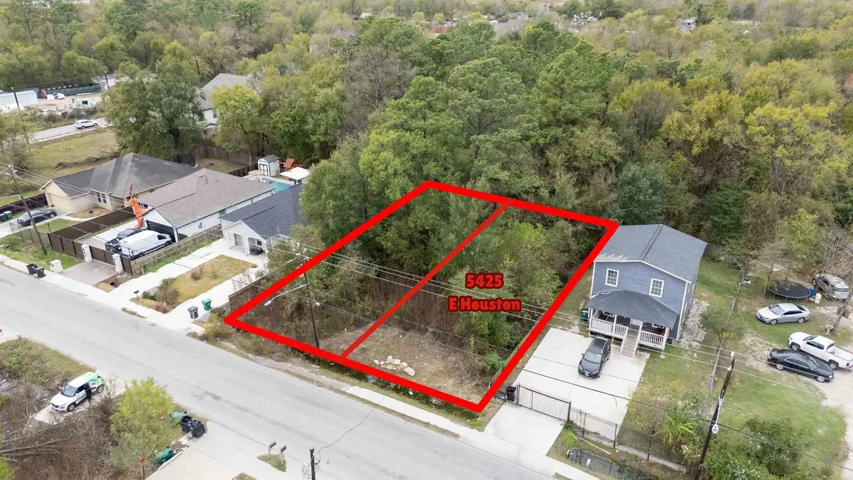 5425 E Houston Road, Houston, TX 77028 - Image #1