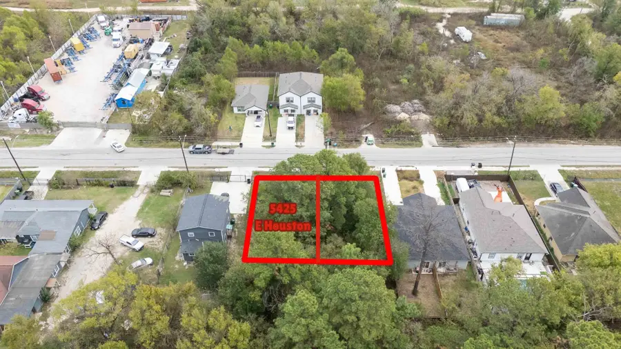 5425 E Houston Road, Houston, TX 77028 - Image #2