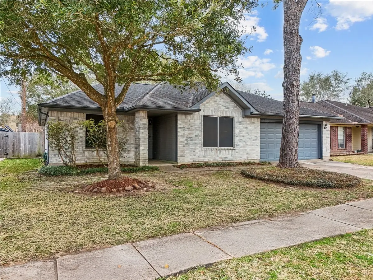 4807 Pleasant Plains Drive, Friendswood, TX 77546 - #1