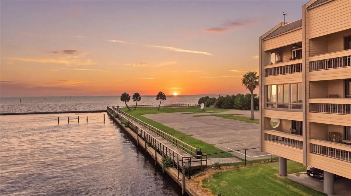 580 Pleasure Island Boulevard #224, Port Arthur, TX 77640 - #1