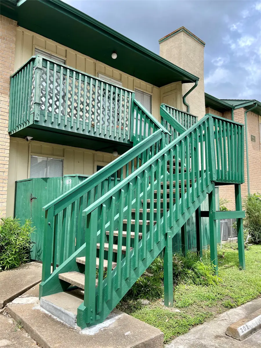 1516 Bay Area Boulevard #E4, Houston, TX 77058 - #3