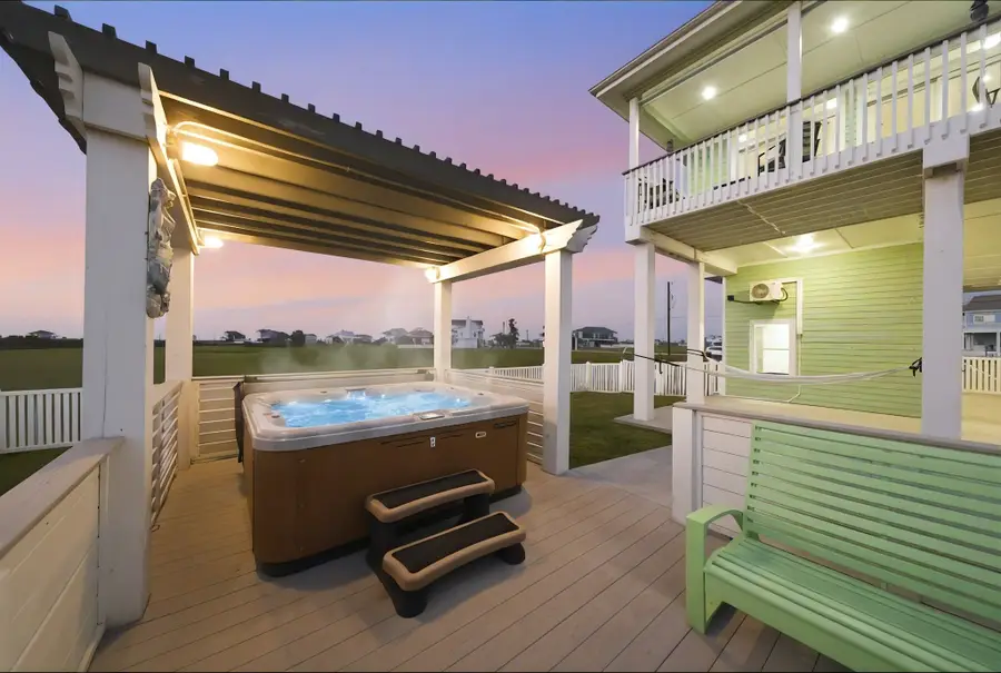 4102 Kiva Road, Galveston, TX 77554 - #2