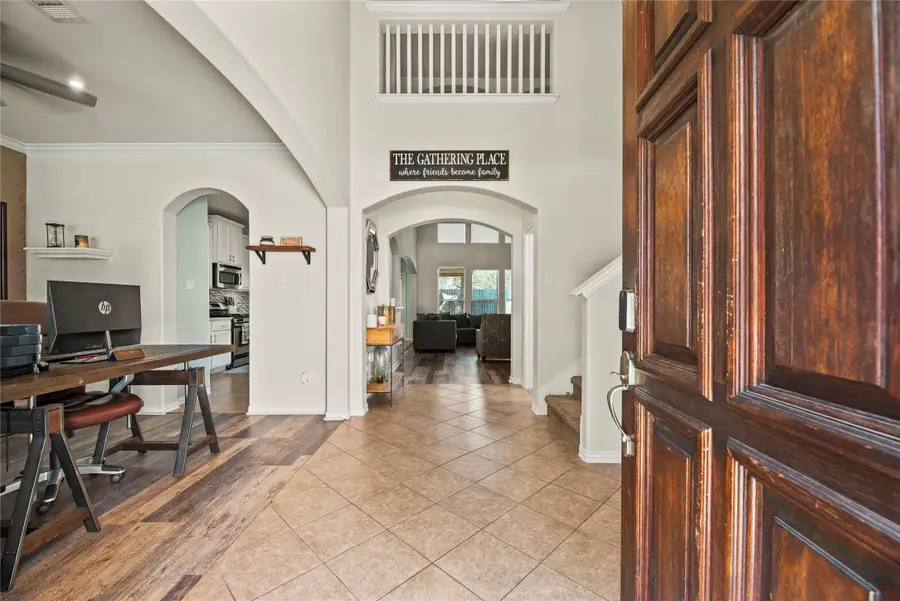 24402 Lakecrest Bend Drive, Katy, TX 77493 - Image #3