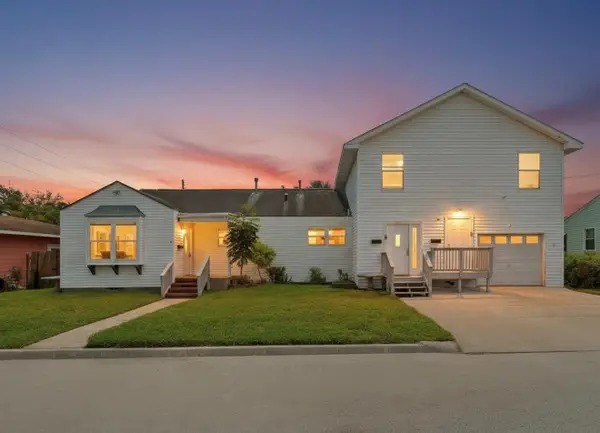 5311 Perry Avenue, Galveston, TX 77551
