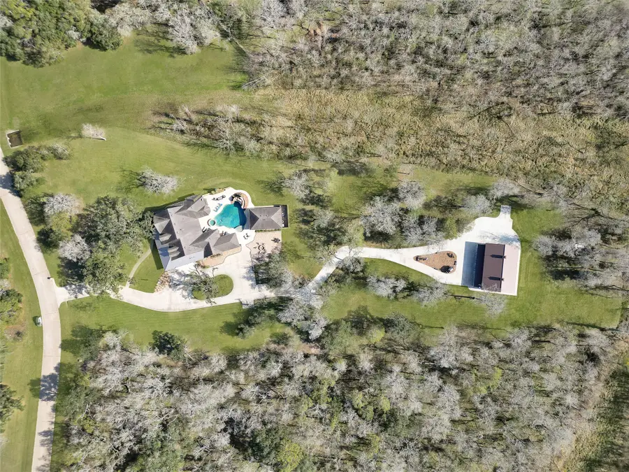 323 Star Lake Drive, Missouri City, TX 77459 - Image #3