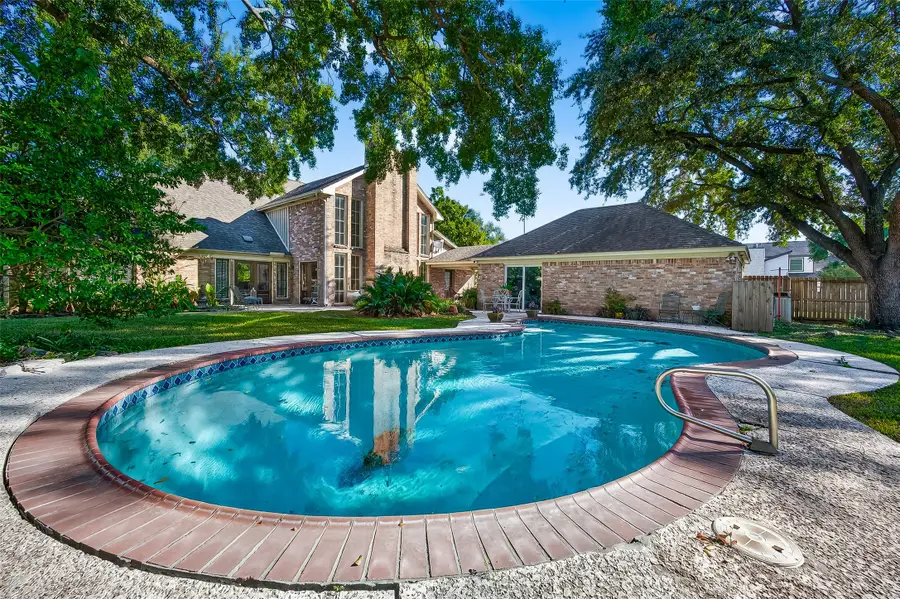 15301 Ashburton Drive, Jersey Village, TX 77040 - Image #3