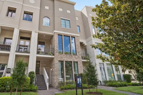 1416 Lake Pointe Parkway, Sugar Land, TX 77478
