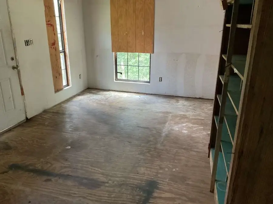 108 Bounty Street, Blessing, TX 77419 - Image #2