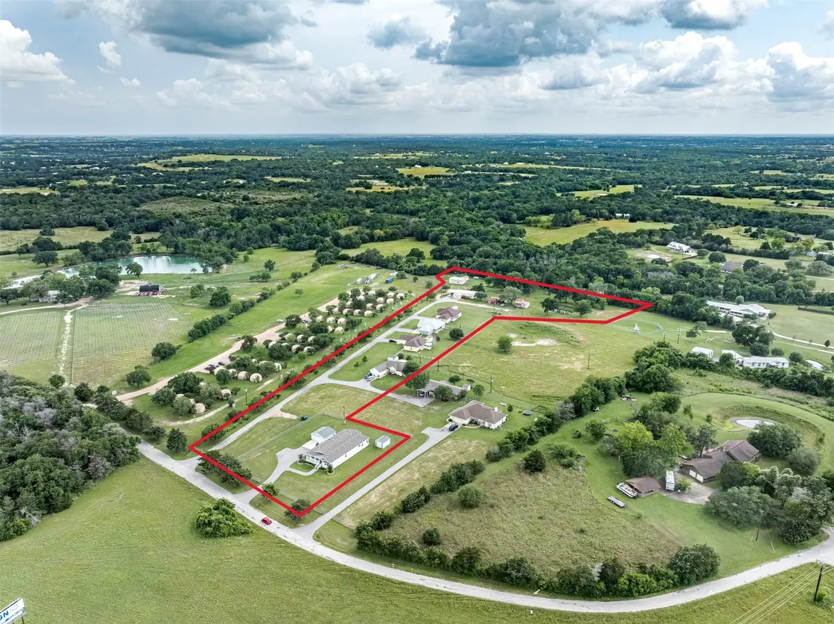 319 O'malley Road, Brenham, TX 77833 - #1
