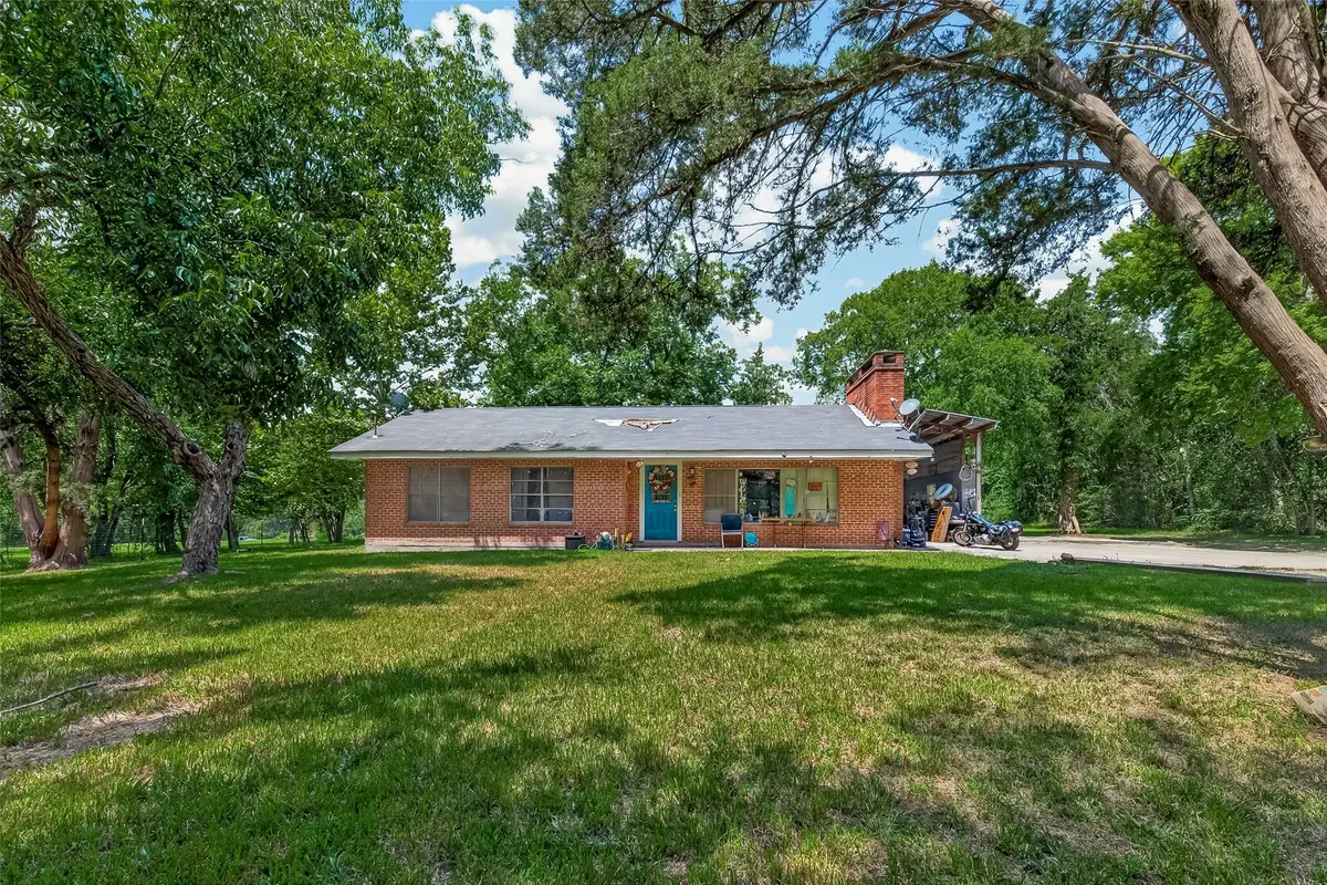 1316 N Main Street, Highlands, TX 77562 - #1