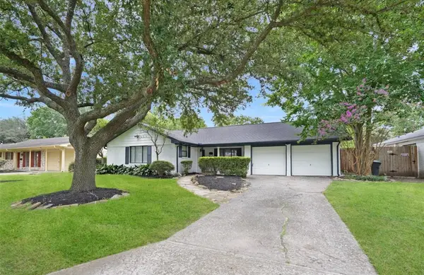 9535 Meadowbriar Lane, Houston, TX 77063