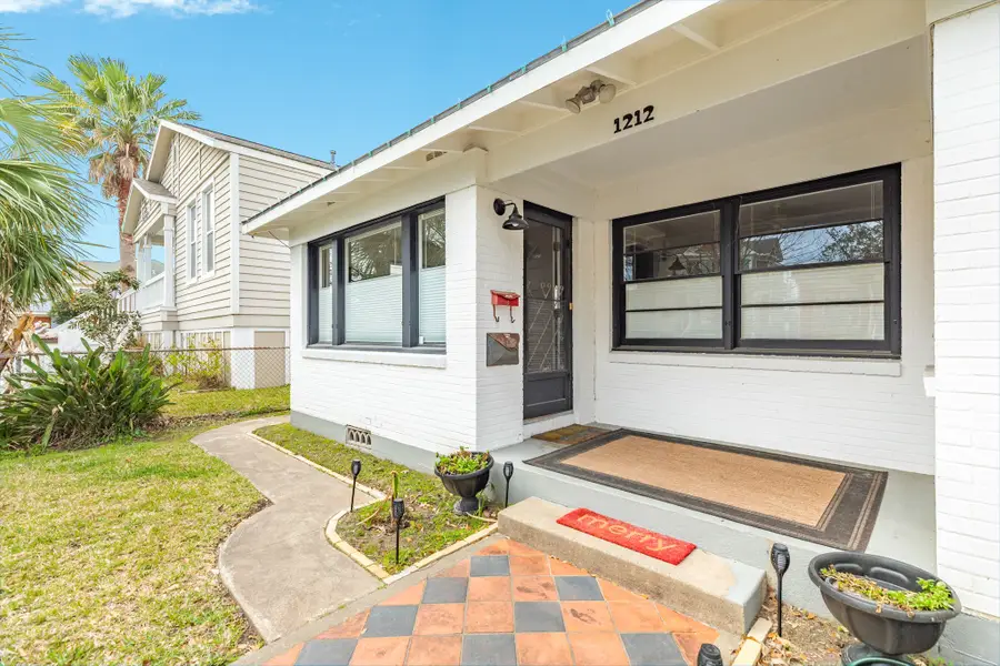 1212 Ball, Galveston, TX 77550 - Image #3