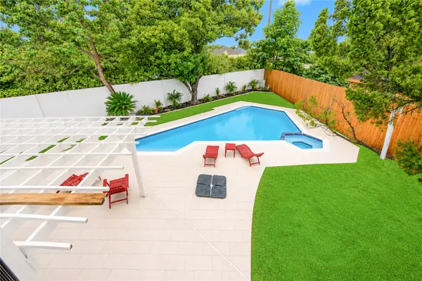 12002 S Circle Drive, Houston, TX 77071