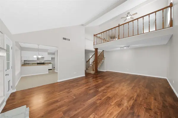 16826 Cobble Ridge Drive, Sugar Land, TX 77498