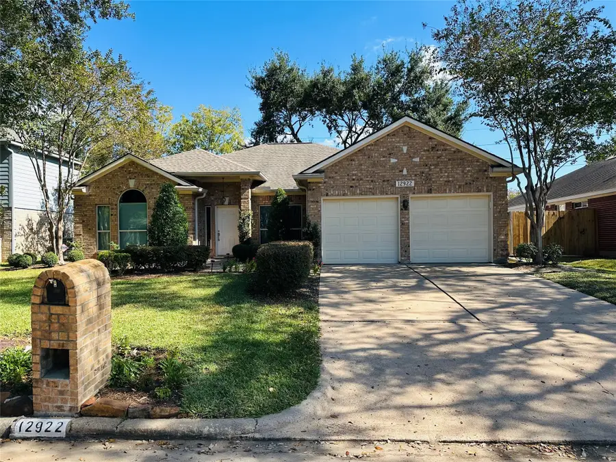 12922 Mills Bend Street, Houston, TX 77070 - Image #2