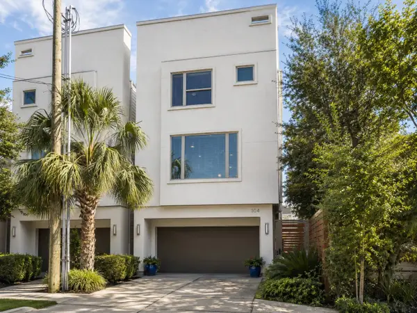 104 Arnold Street, Houston, TX 77007