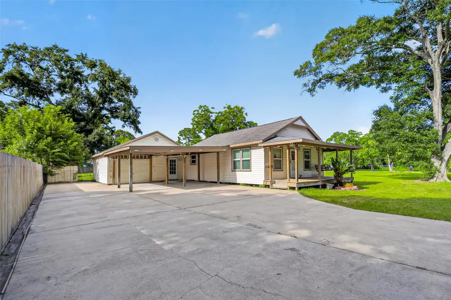 4220 Alabama Avenue, Dickinson, TX 77539 - #2