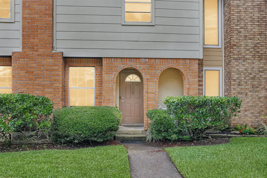 1528 Silverpines Road #528, Houston, TX 77062 - #2