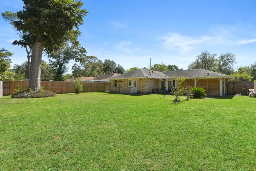 2714 Rosadele Street, La Marque, TX 77568 - Image #3