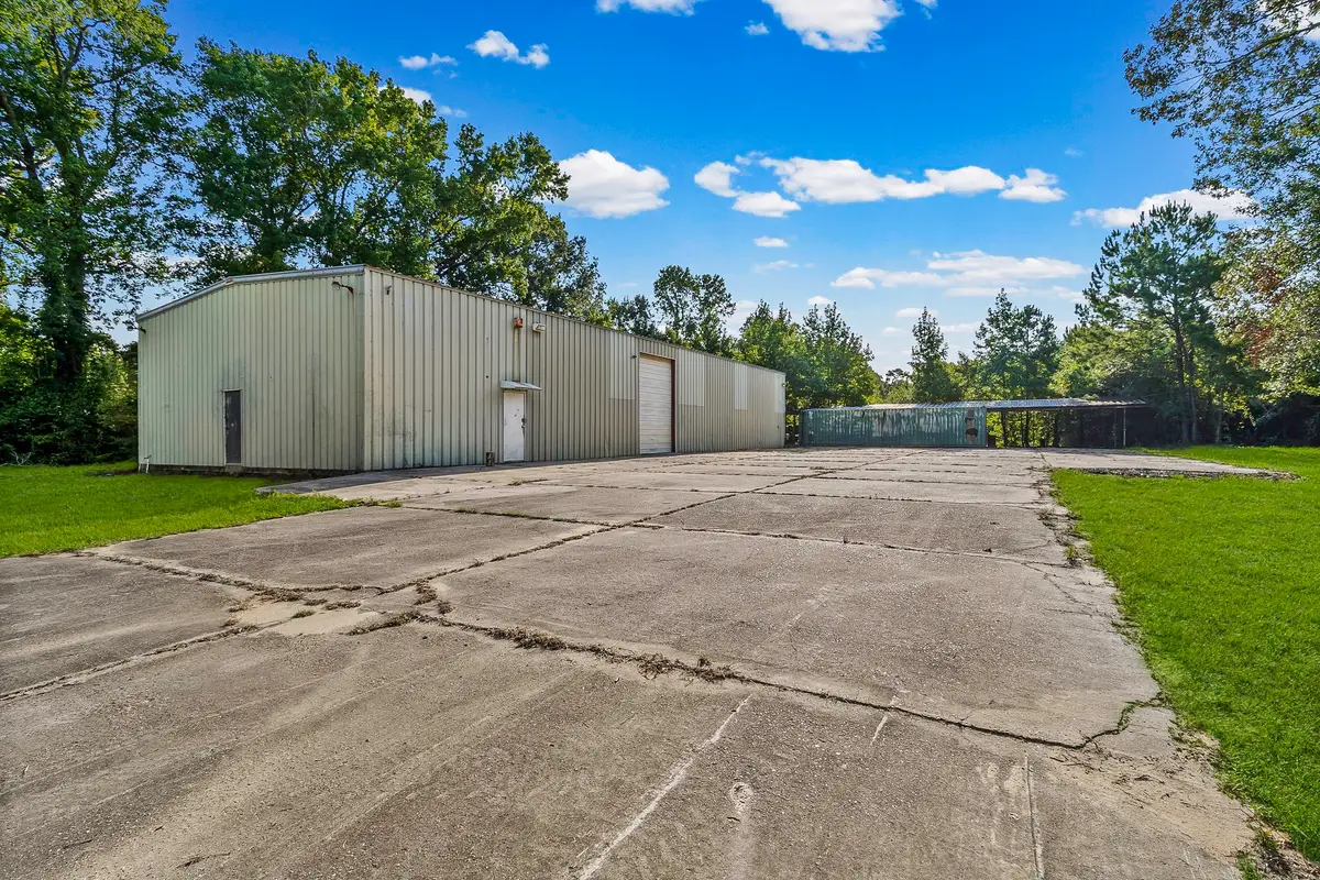 1378 N Duck Creek Road, Cleveland, TX 77328 - #1