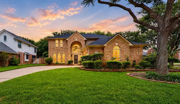 3102 Summer Bay Drive, Sugar Land, TX 77478