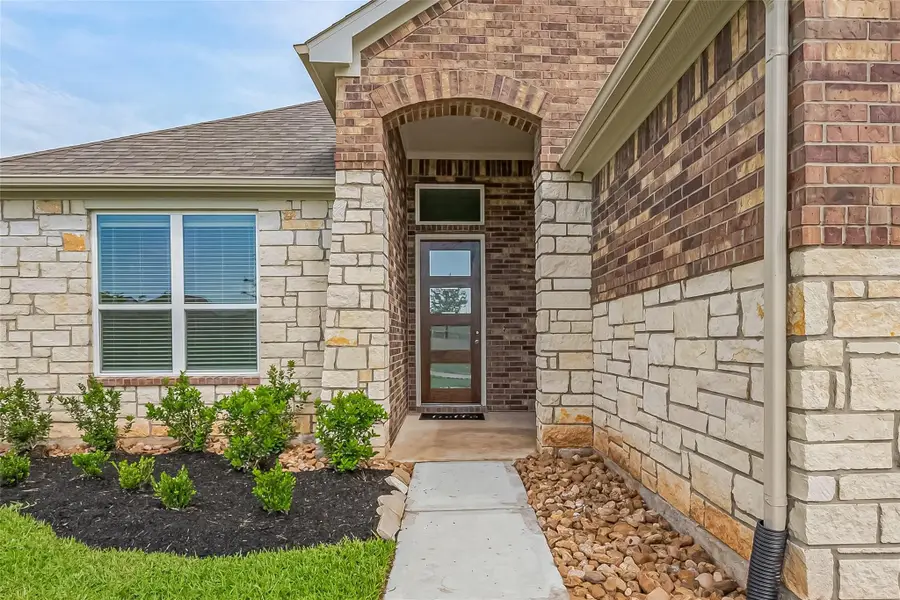 2825 Golden Isle Drive, Texas City, TX 77568 - #3