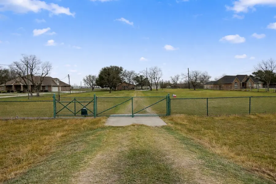 3033 Holy Road, Crosby, TX 77532 - Image #2