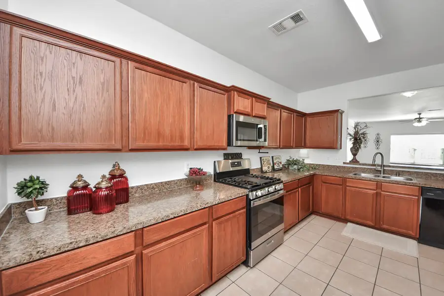 26902 Springflight Lane, Hockley, TX 77447 - Image #3