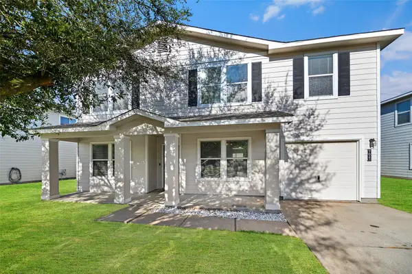 7627 Greenwood Point Drive, Cypress, TX 77433