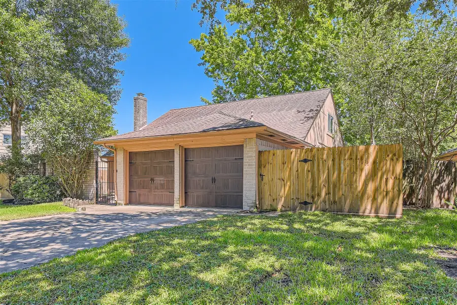6715 La Sombra Drive, Houston, TX 77083 - #2