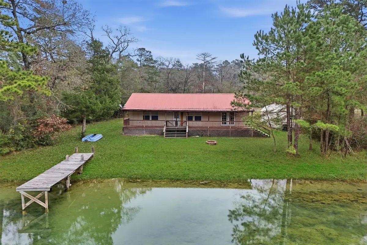 11120 Magnolia Drive, Plantersville, TX 77363 - Image #1