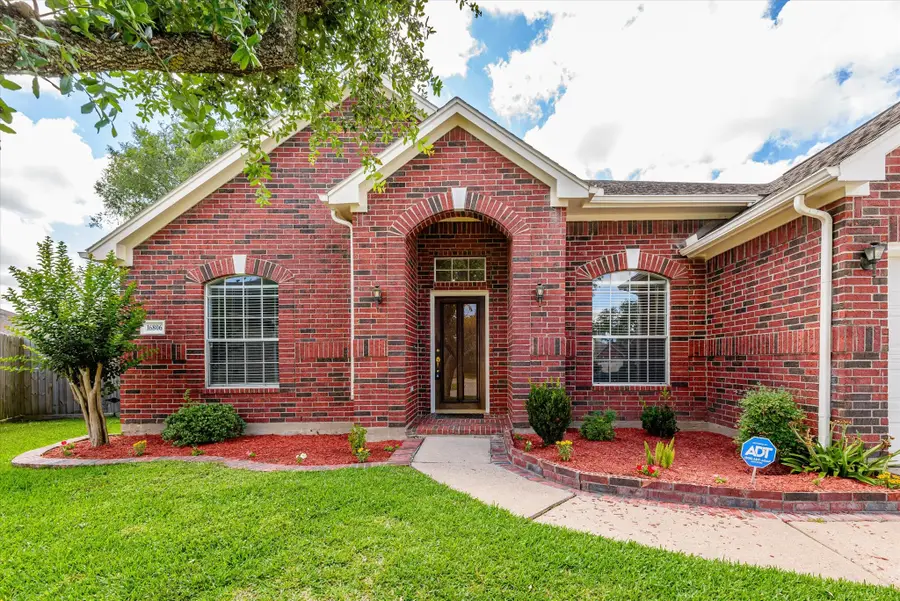 16806 Bay Ledge Court, Friendswood, TX 77546 - #2
