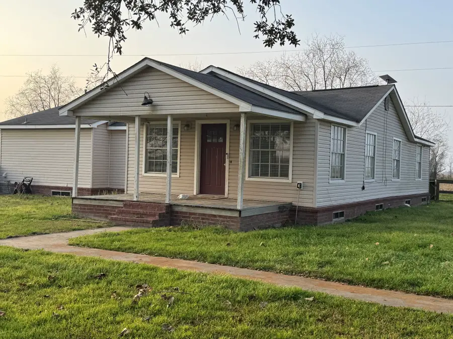 13939 N State Highway 71, El Campo, TX 77437 - #3