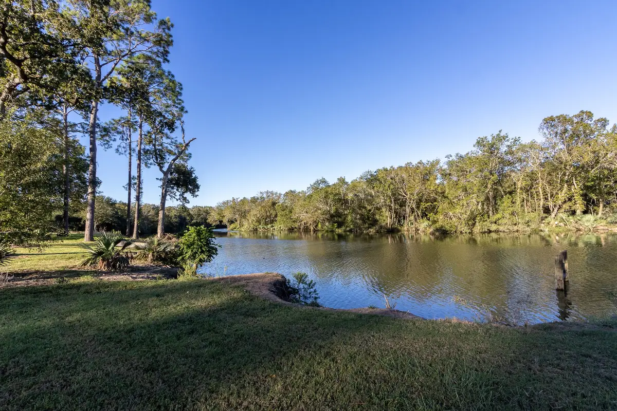 30 Ellis Road, League City, TX 77573 - #1