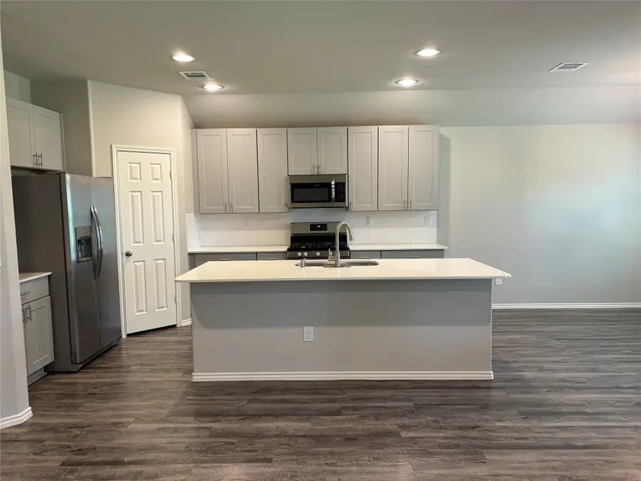 150 Valiant Ridge Trail, Magnolia, TX 77354 - Image #3