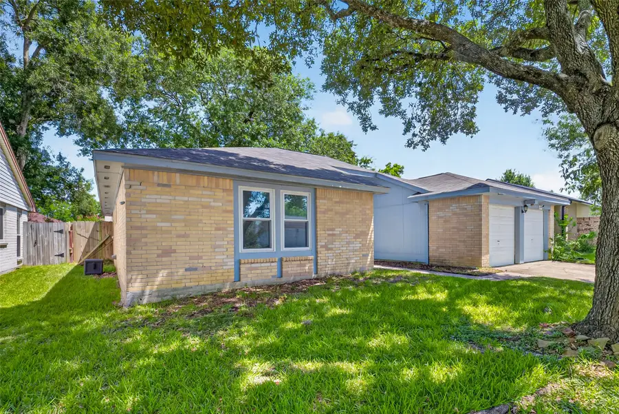 2527 Corral Trail, Friendswood, TX 77546 - #2