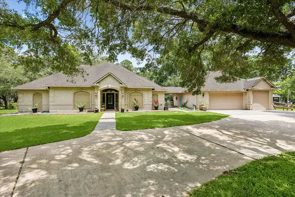 4803 County Road 197, Alvin, TX 77511