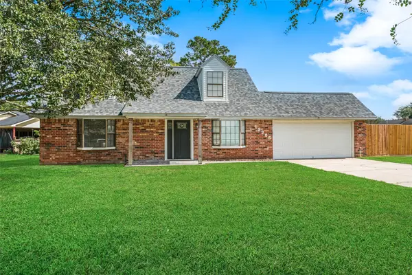 12306 Old River Drive, Baytown, TX 77523