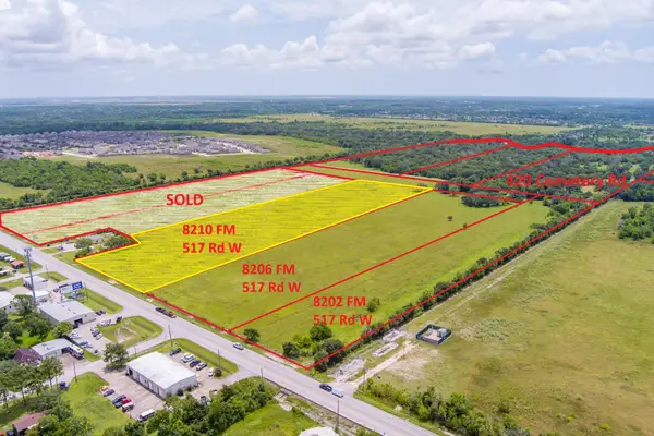 8210 Fm 517 Road W, League City, TX 77539