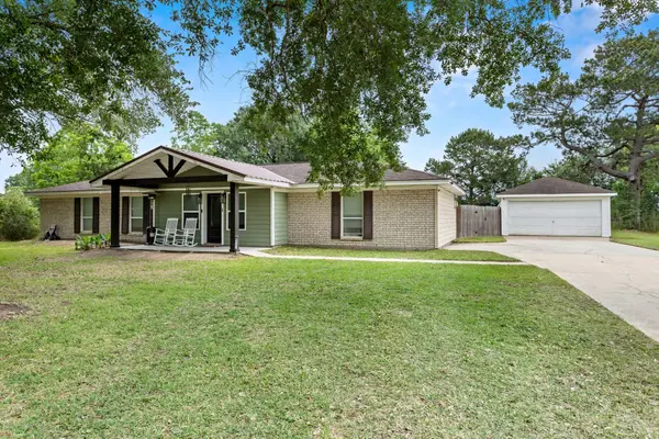 2457 E Norman Circle, Orange, TX 77630