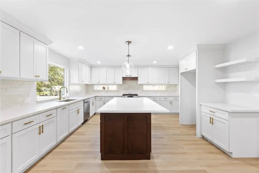 925 County Road 737b, Alvin, TX 77511 - Image #3