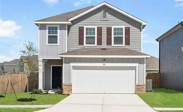 31002 Gayle Prairie Oaks Street, Waller, TX 77484