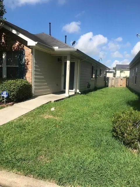 11823 Longwood Garden Way, Houston, TX 77047 - Image #2