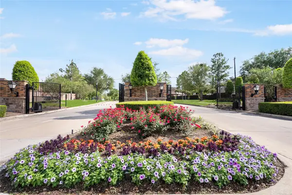 1247 Glenwood Canyon, Houston, TX 77077